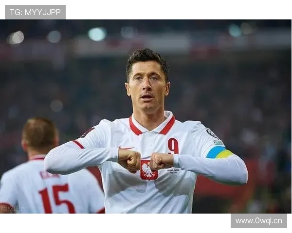 伊布与莱万：终结模式从单点爆破转向体系融合