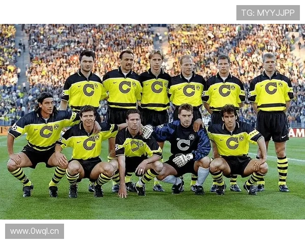 多特蒙德战术失衡危机：高位逼抢成双刃剑，争冠梦碎还是触底反弹？